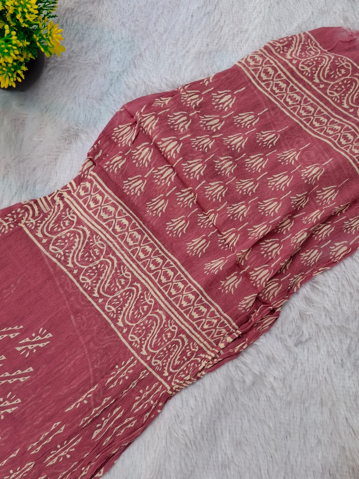 Pure Cotton Unstitched Suit - Chiffon Dupatta