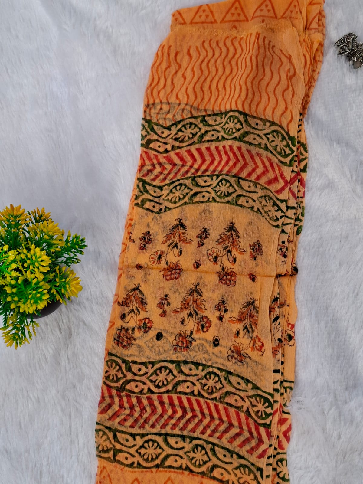 Pure Cotton Unstitched Suit - Chiffon Dupatta