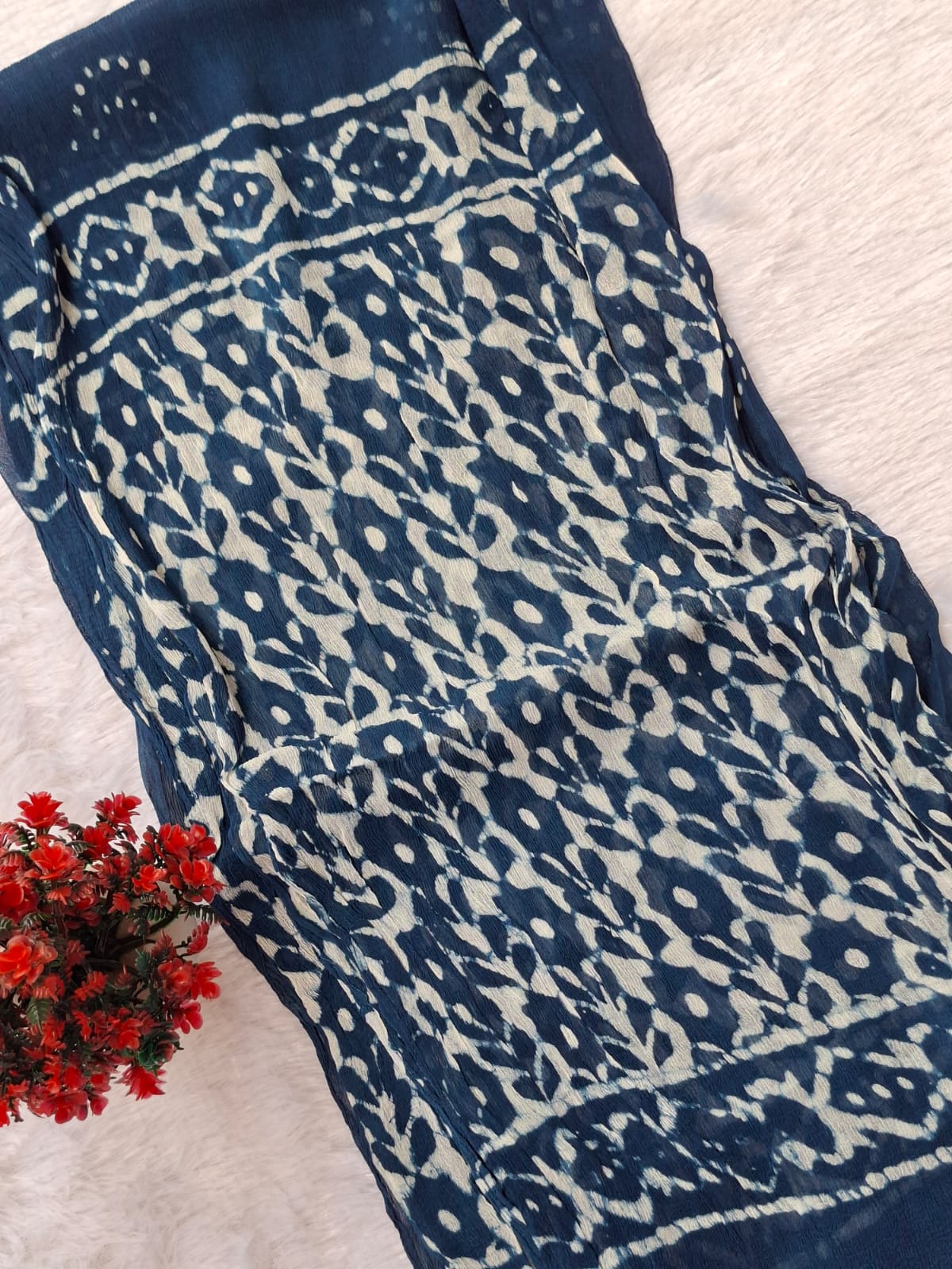 Pure Cotton Unstitched Suit - Chiffon Dupatta