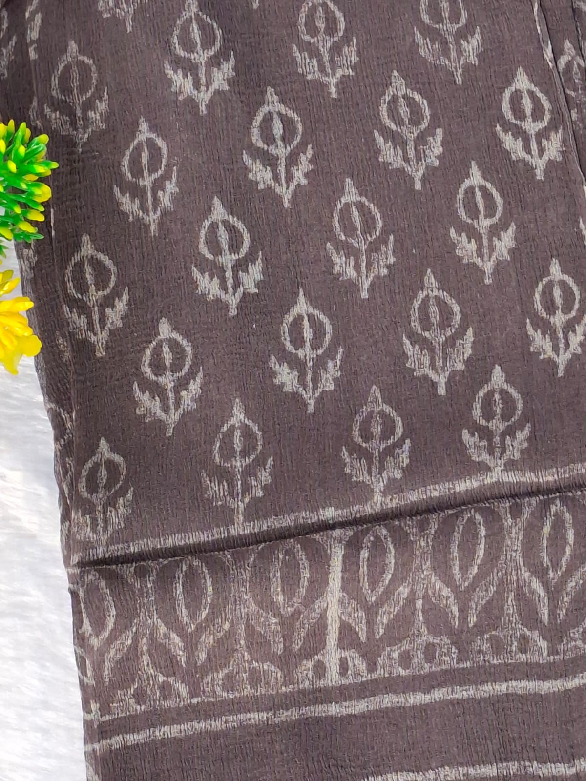 Pure Cotton Unstitched Suit - Chiffon Dupatta