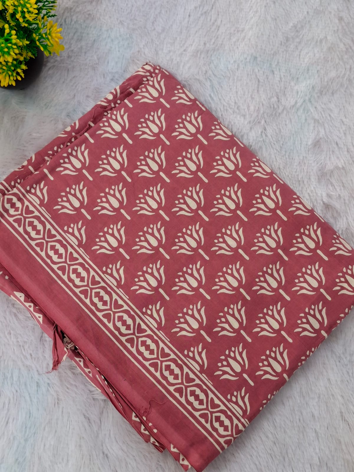 Pure Cotton Unstitched Suit - Chiffon Dupatta