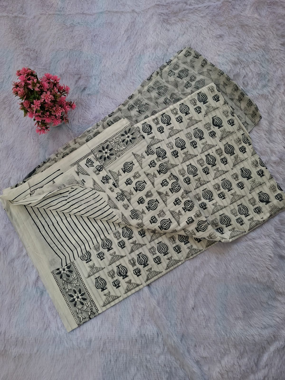 Pure Cotton Unstitched Suit - Chiffon Dupatta