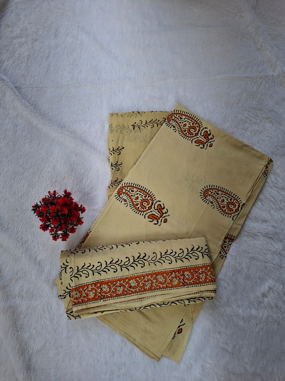 Pure Cotton Unstitched Suit - Chiffon Dupatta