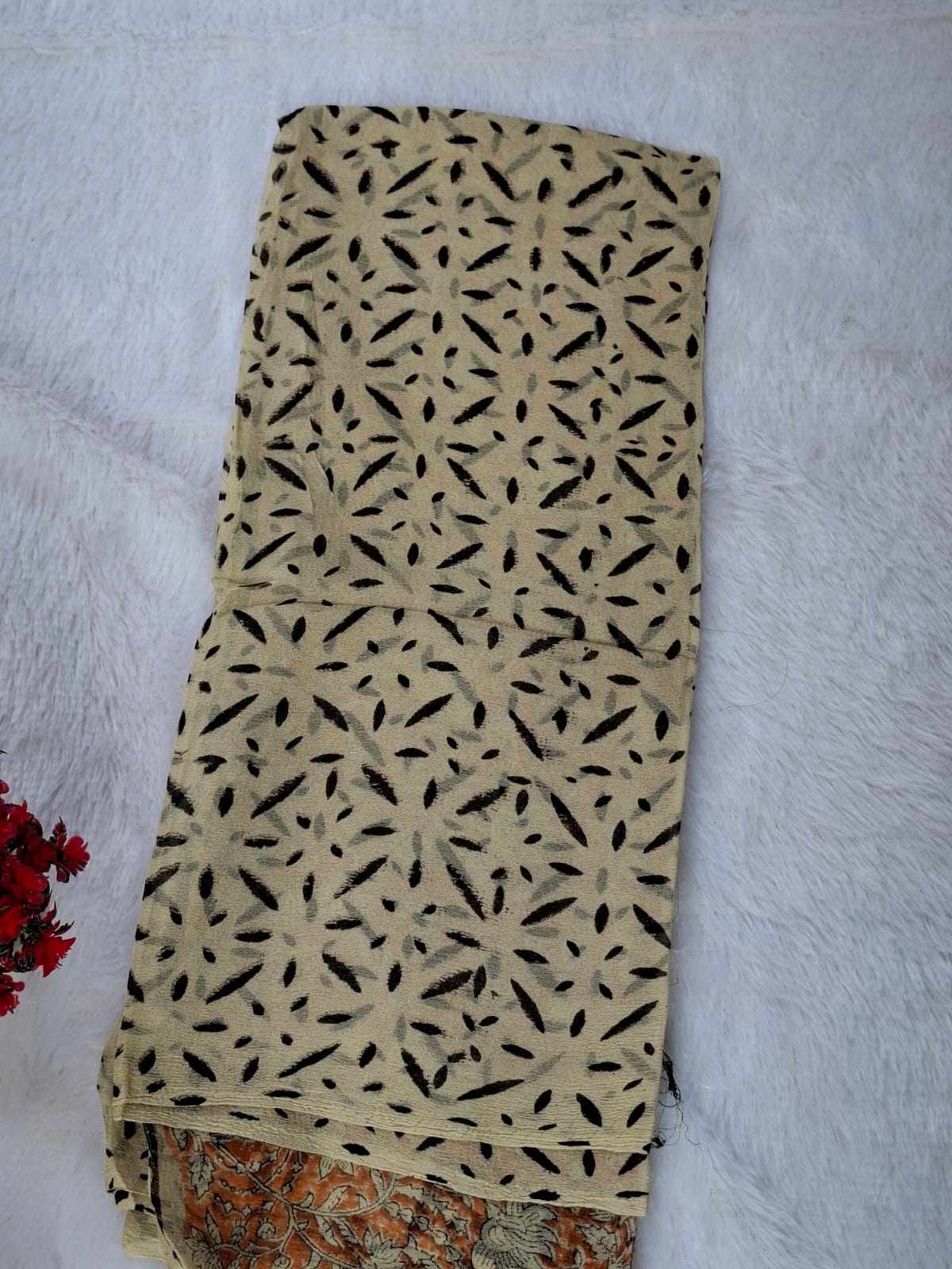 Pure Cotton Unstitched Suit - Chiffon Dupatta